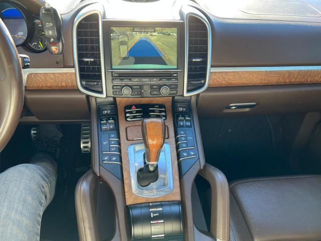 2016 PORSCHE CAYENNE SE - WP1AE2A24GLA63658