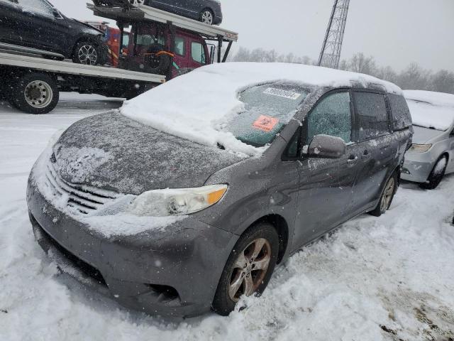 2013 Toyota Sienna LE