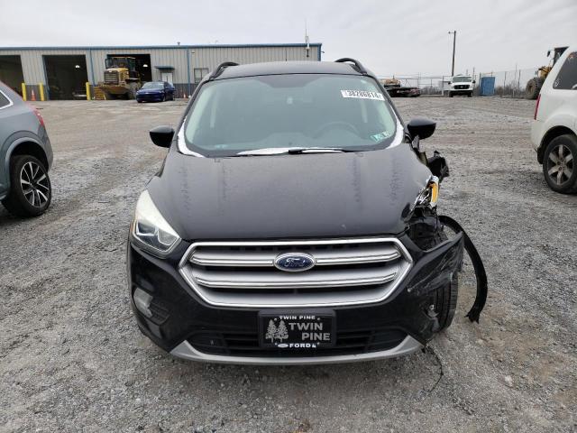 2017 FORD ESCAPE SE 1FMCU9GD5HUC70601
