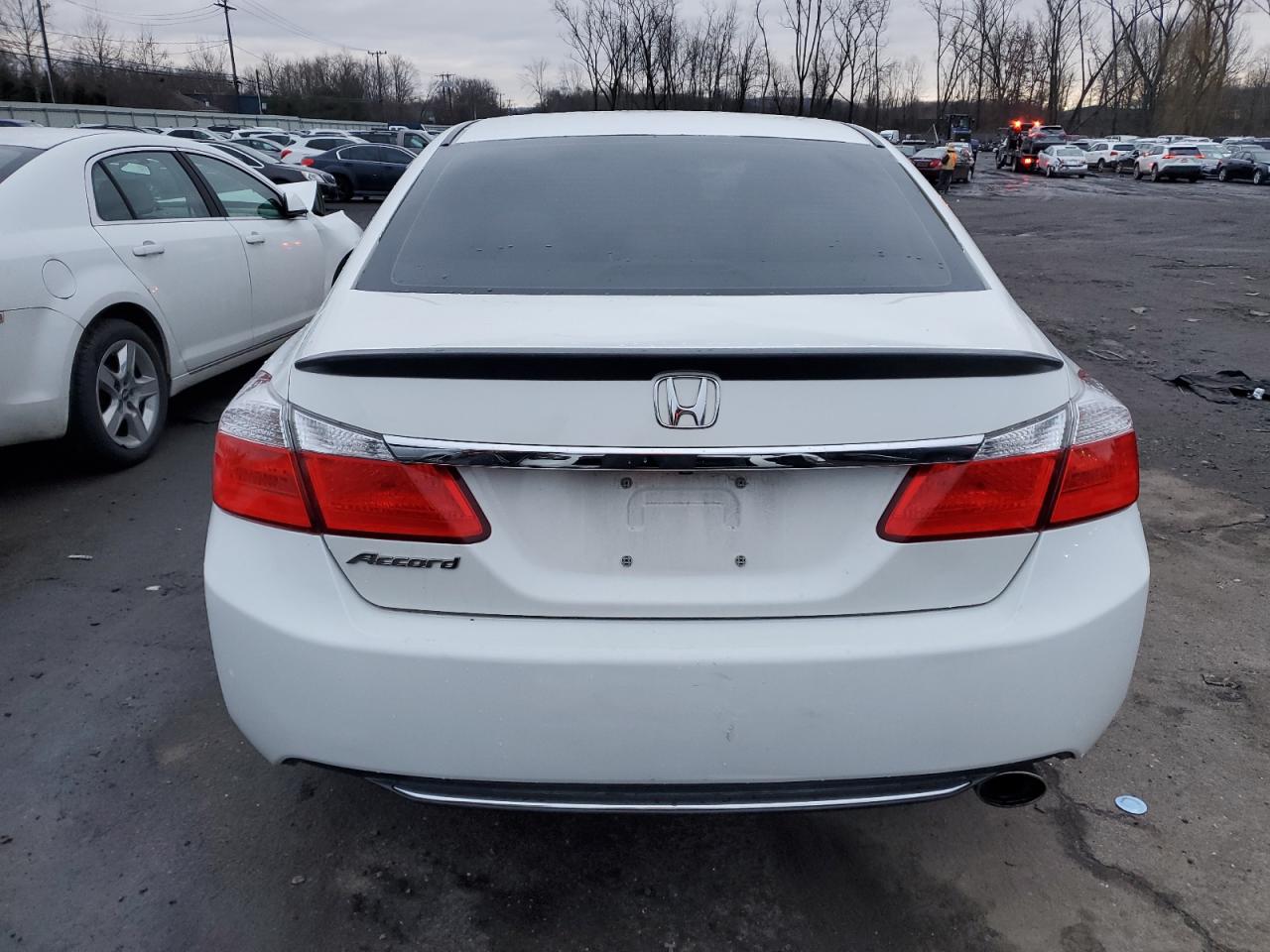 2014 Honda Accord Lx vin: 1HGCR2F32EA165230