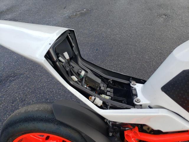 2015 KTM 1190 RC8 - VBKVR9407FM924025