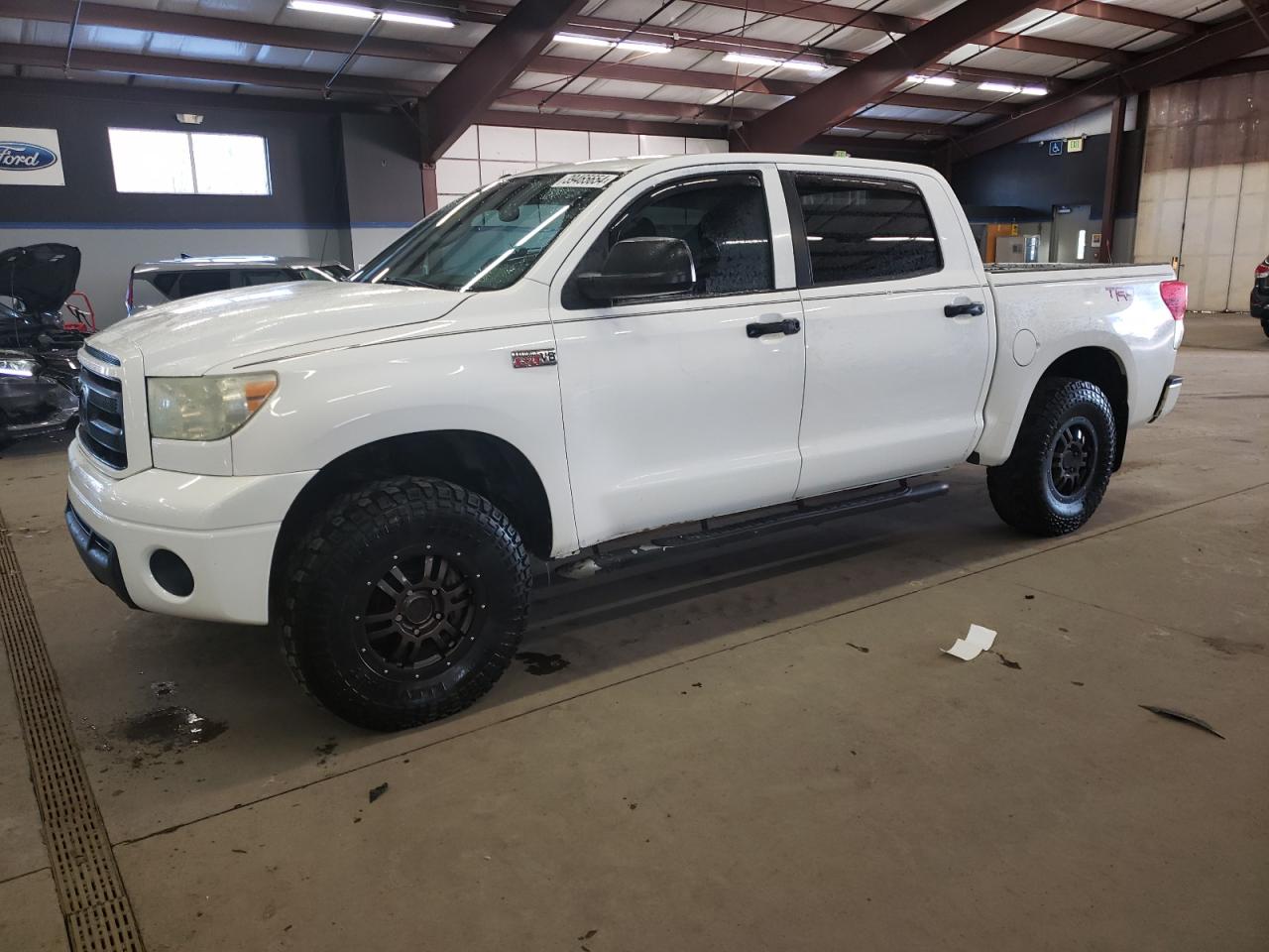 5TFDY5F1XAX128777 2010 Toyota Tundra Crewmax Sr5