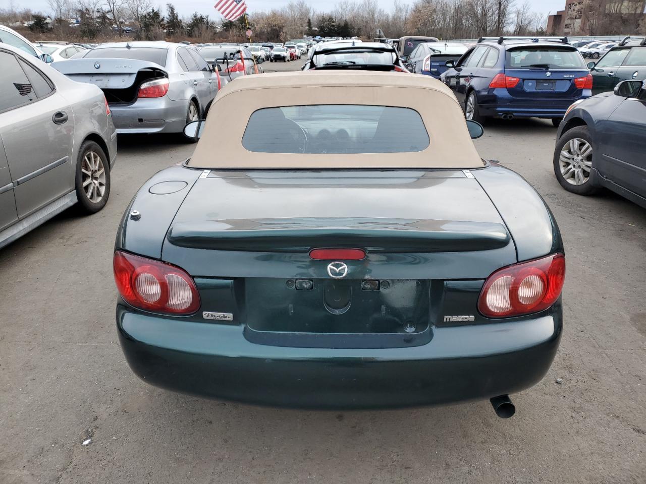 JM1NB353420222872 2002 Mazda Mx-5 Miata Base
