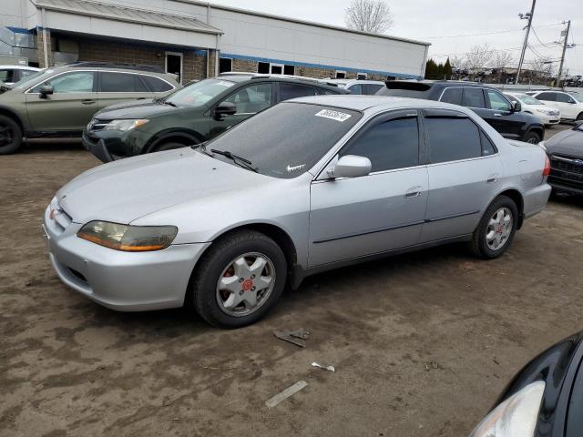 1HGCG6654YA045805 | 2000 Honda accord lx