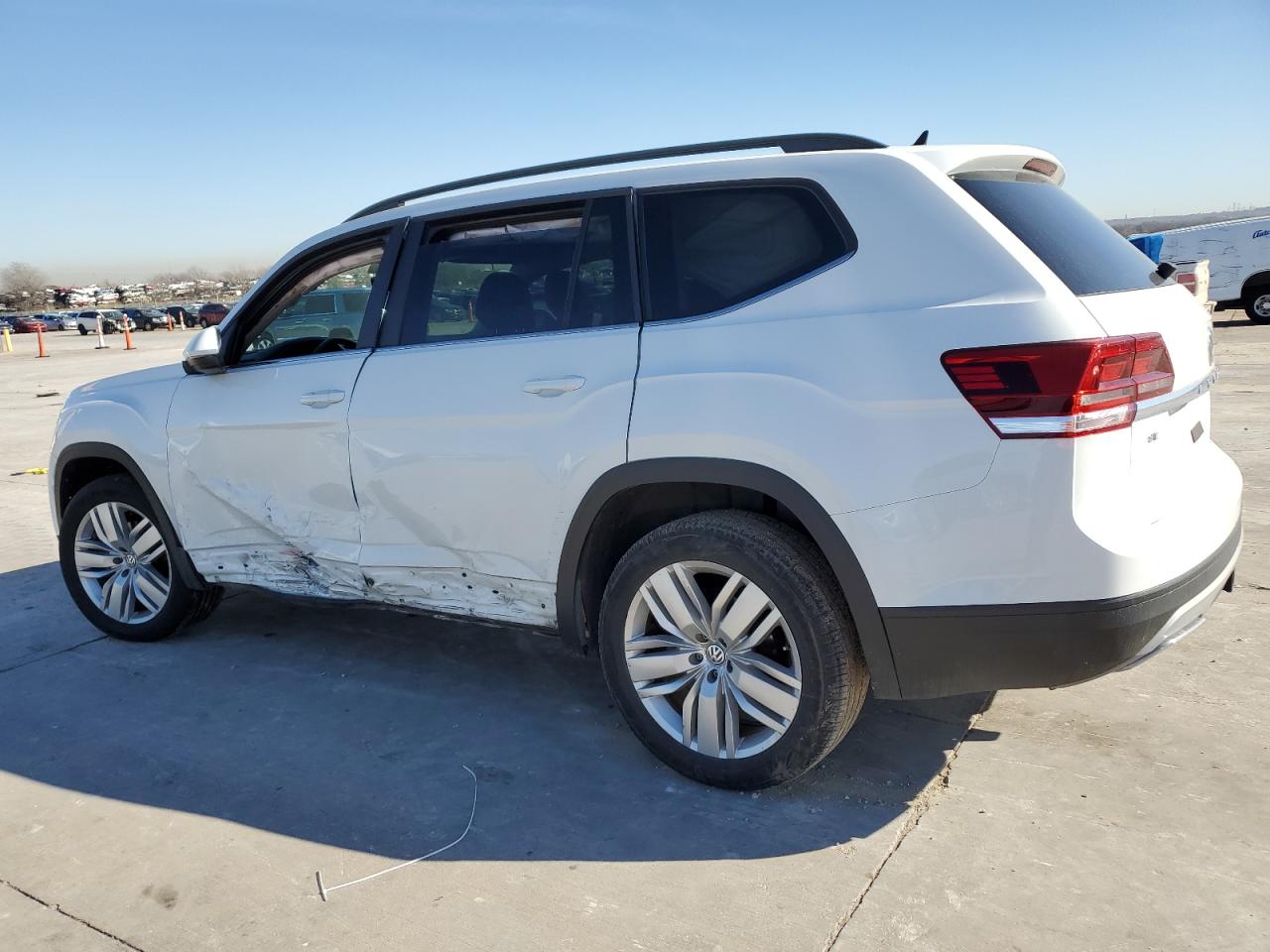 1V2WR2CA0LC504145 2020 Volkswagen Atlas Se