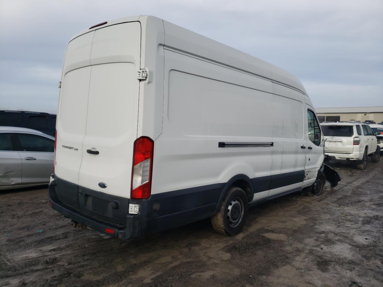 1FTYR3XM9GKA37422 2016 Ford Transit T-250