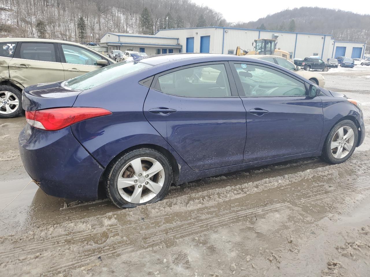 5NPDH4AE8DH441461 2013 Hyundai Elantra Gls