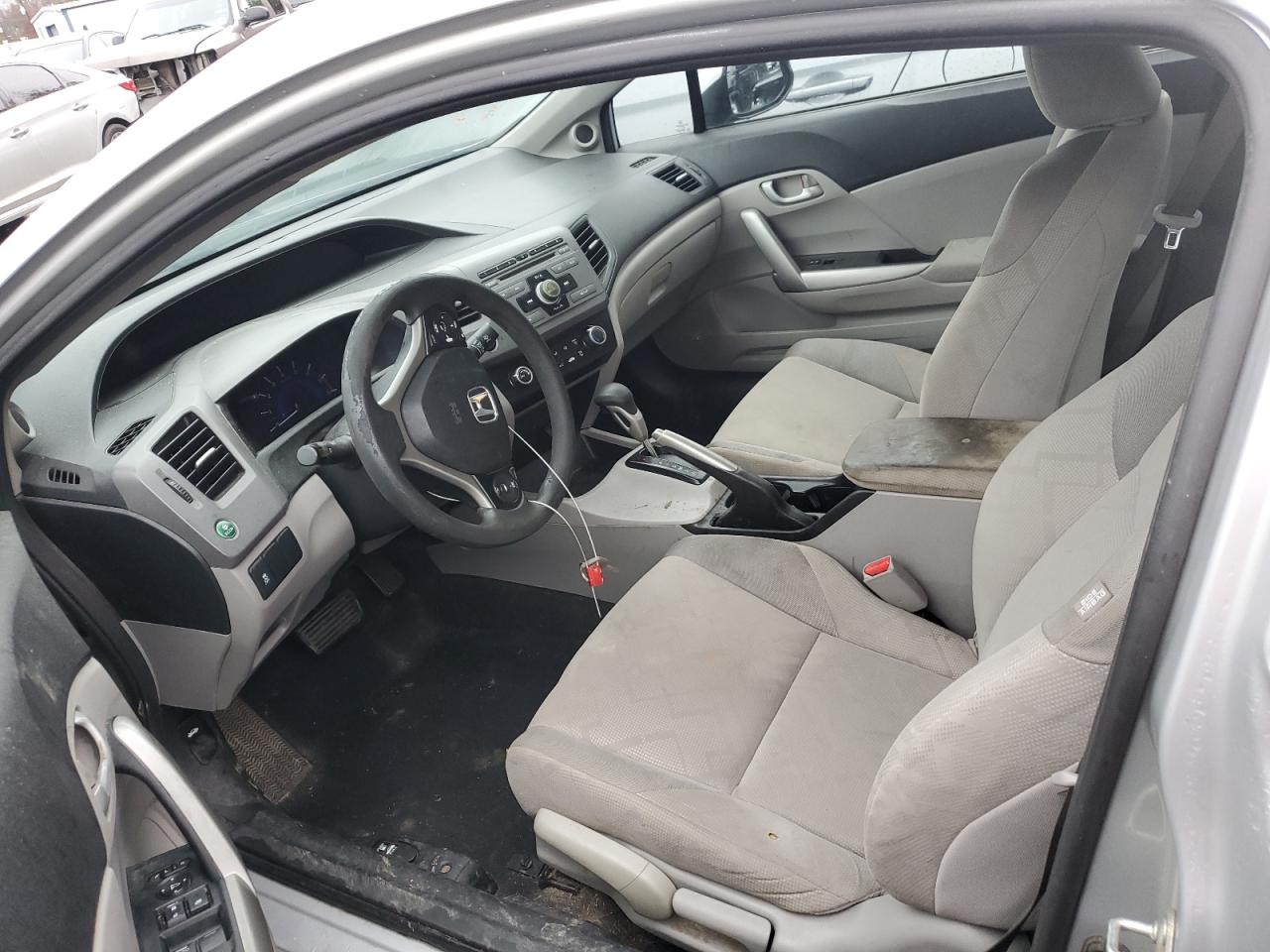 2hgfg3b51ch518832 2HGFG3B51CH518832 2012 Honda Civic Lx