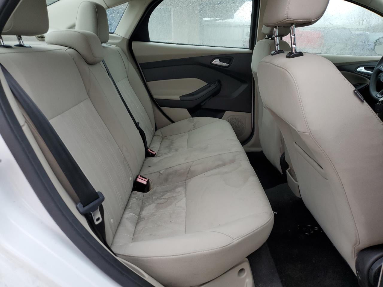 1FADP3F25FL336859 2015 Ford Focus Se