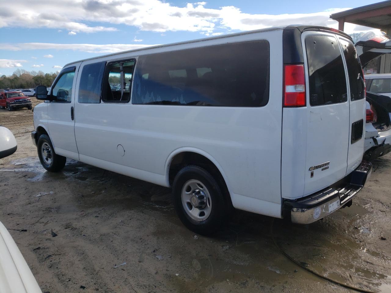 1GAZGPFG1G1170204 CHEVROLET EXPRESS 2016