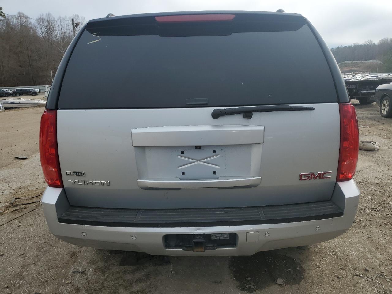 1GKS1CE08CR203822 2012 GMC Yukon Slt