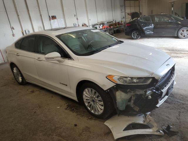 3FA6P0LU3GR202013 | 2016 FORD FUSION SE