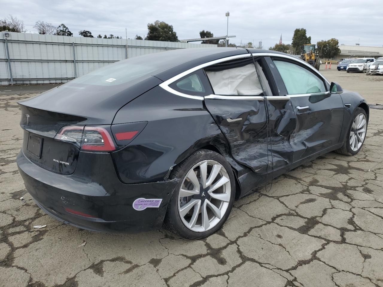 2019 TESLA MODEL 3 (VIN: 5YJ3E1EB9KF433612