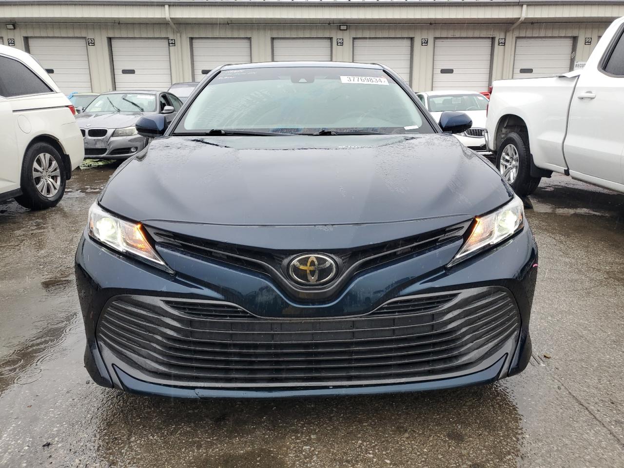 2018 TOYOTA CAMRY L 2.5L  4(VIN: 4T1B11HK4JU606358