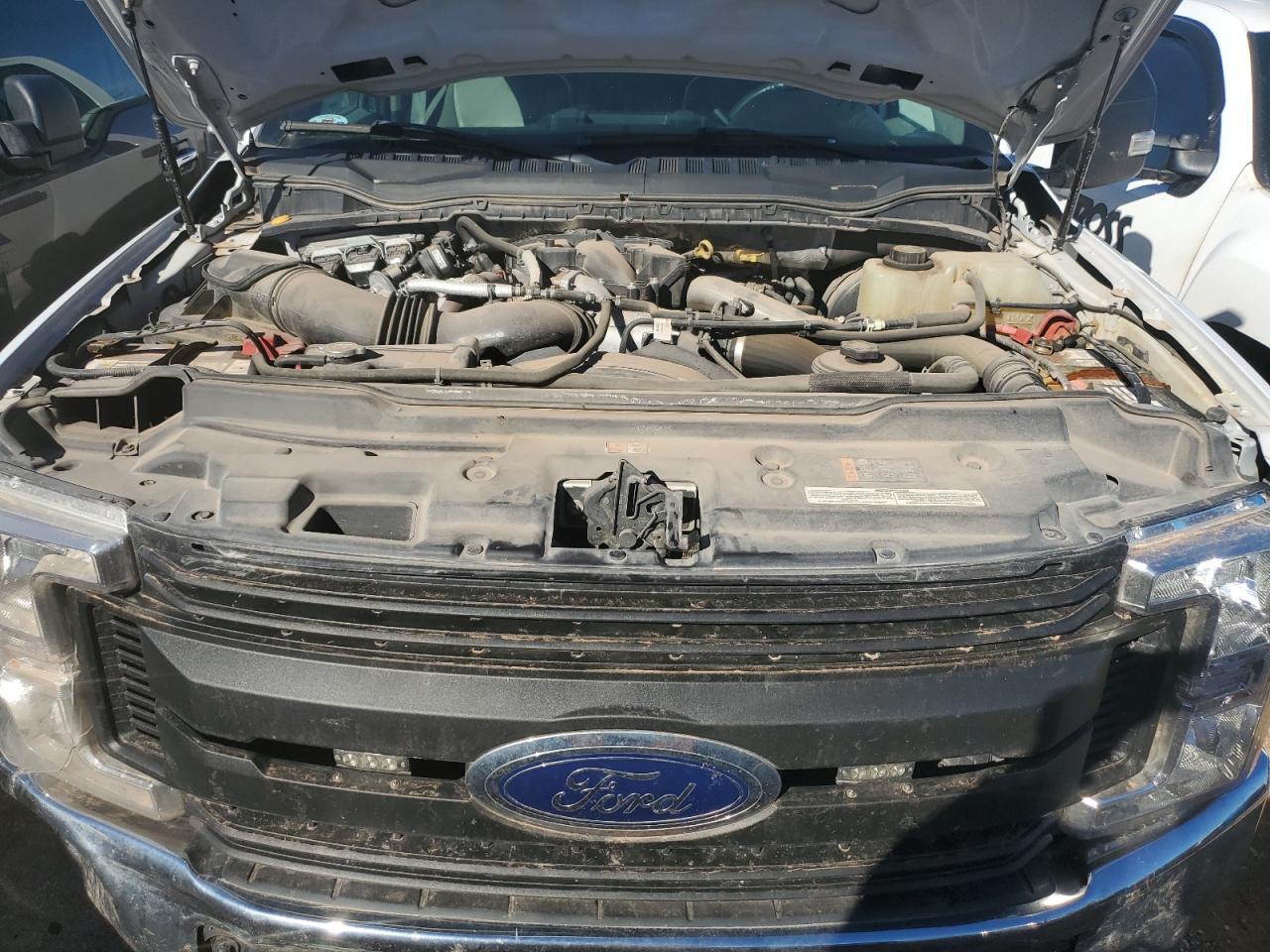 VIN: 1FT8W3BT1KEF77362 2019 FORD F350