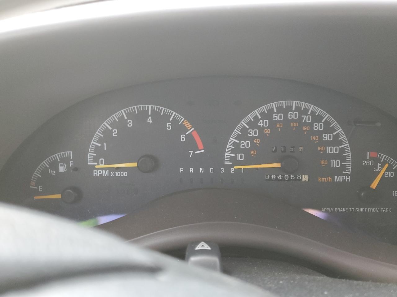 1g2wp12k5yf272244 1G2WP12K5YF272244 2000 Pontiac Grand Prix Gt