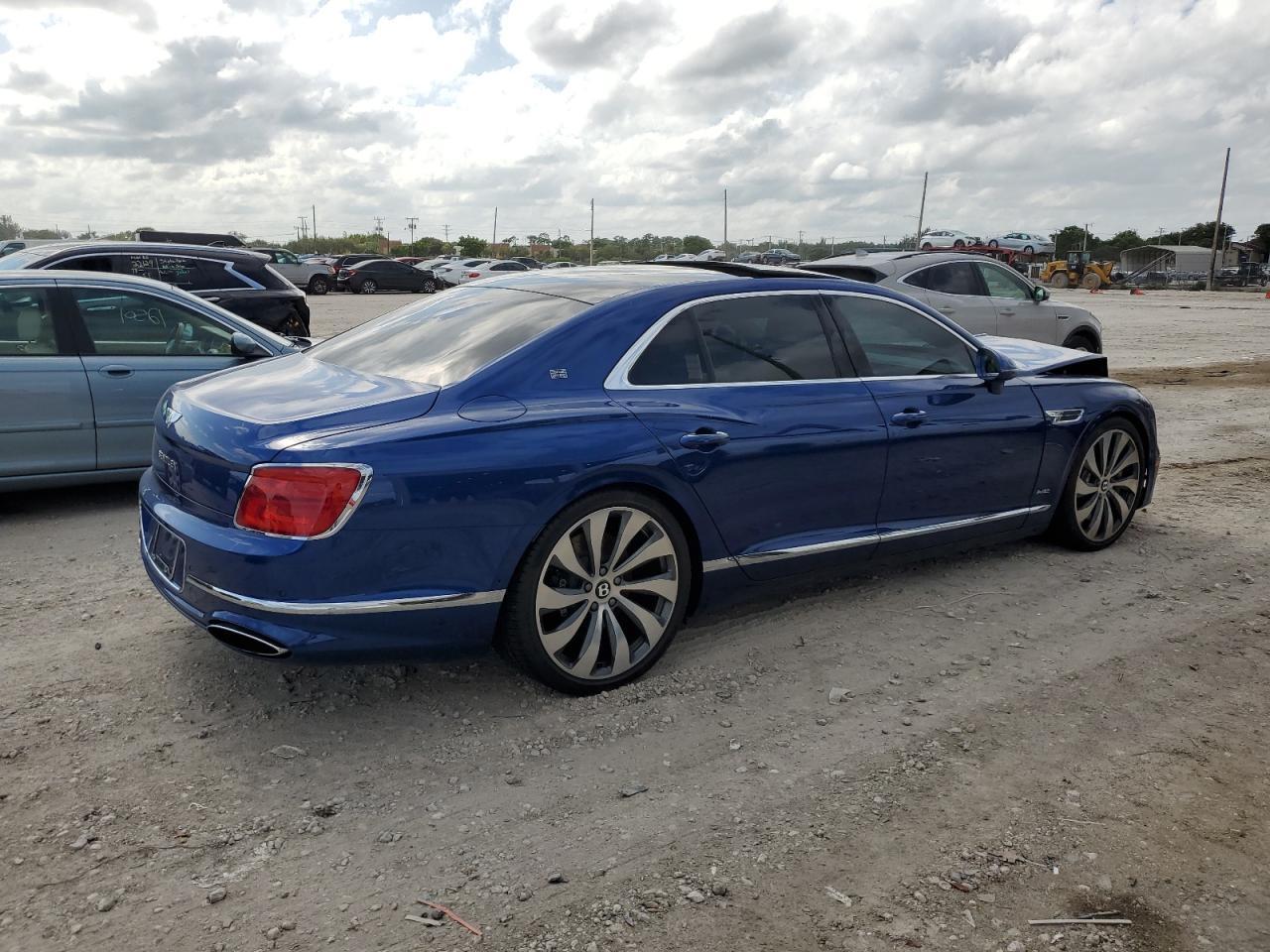 2020 Bentley Flying Spur vin: SCBBB6ZG1LC083272