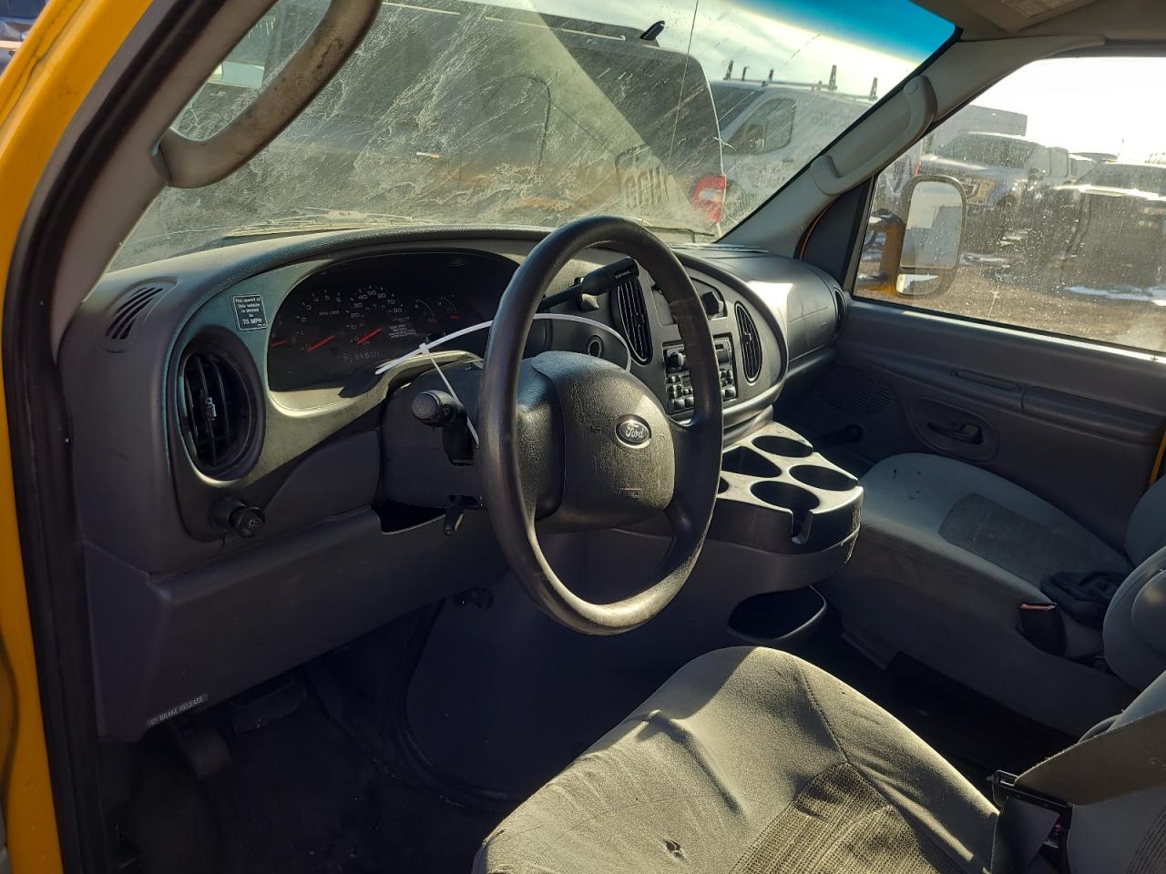 1FDWE35LX5HB05648 2005 Ford Econoline E350 Super Duty Cutaway Van