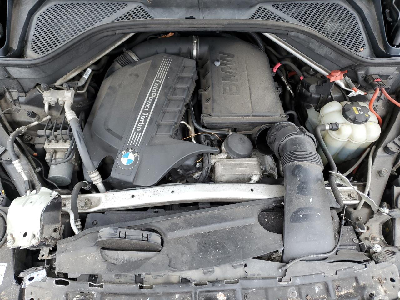 5uxku2c5xg0n83699 5UXKU2C5XG0N83699 2016 BMW X6 xDrive35I