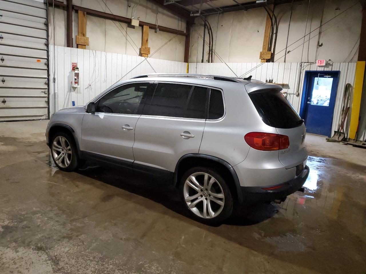 WVGBV7AX5CW595195 2012 Volkswagen Tiguan S