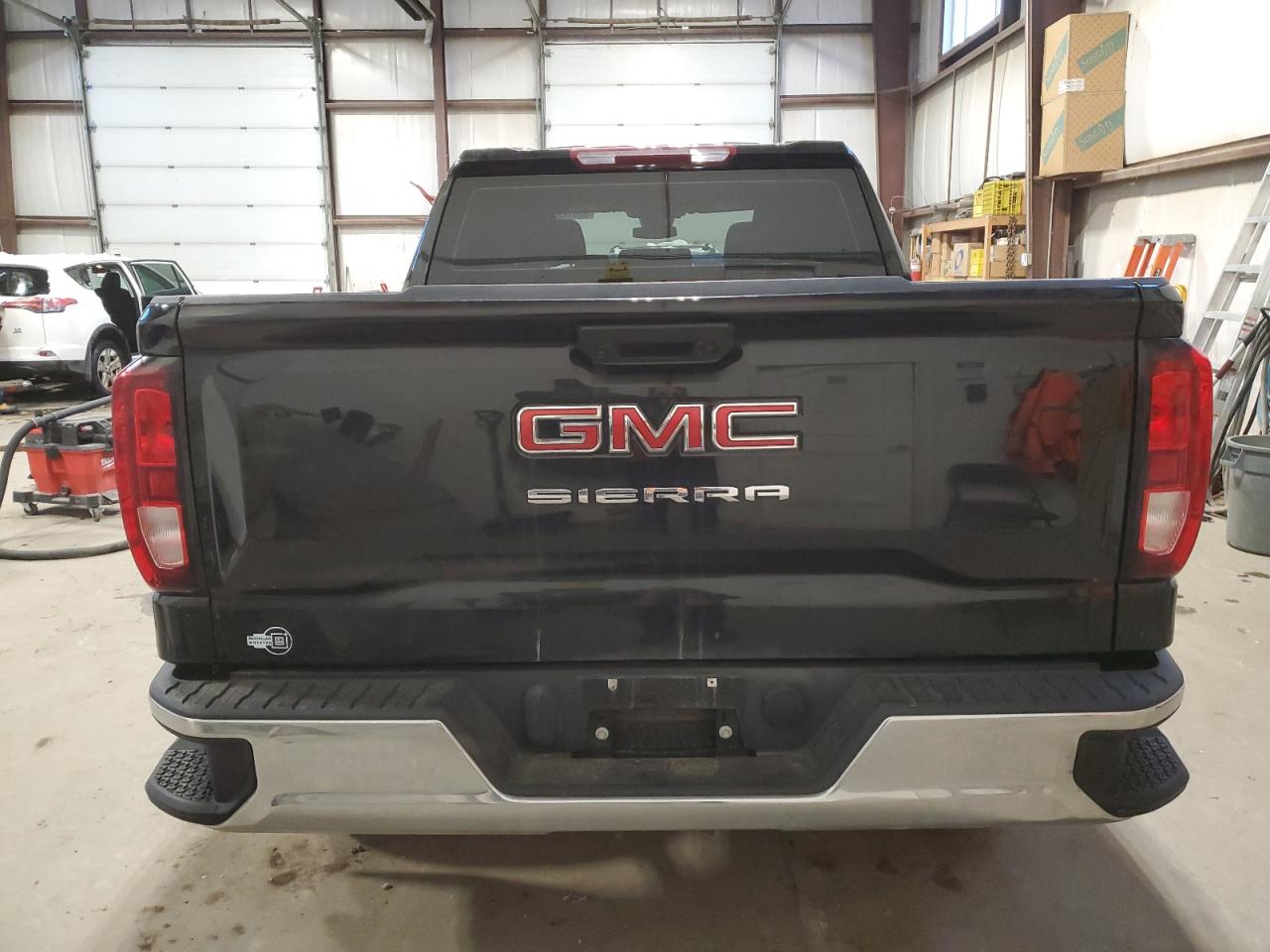 1GTPUAEK4NZ580102 2022 GMC Sierra K1500