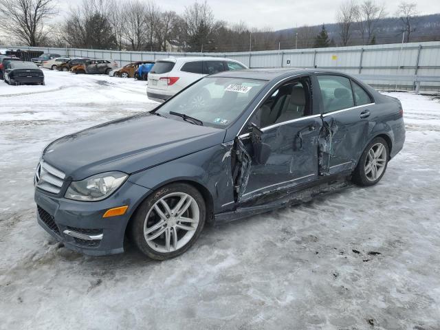 VIN WDDGF8AB3DA802799 2013 Mercedes-Benz C-Class, 3... no.1