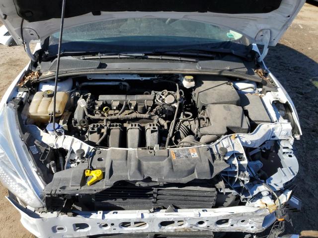 Lot #2423839880 2018 FORD FOCUS SE salvage car