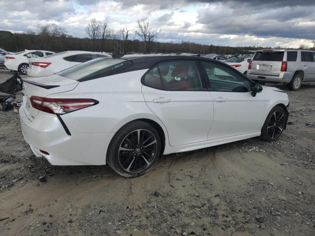 4T1B61HK0JU143037 | 2018 TOYOTA CAMRY XSE