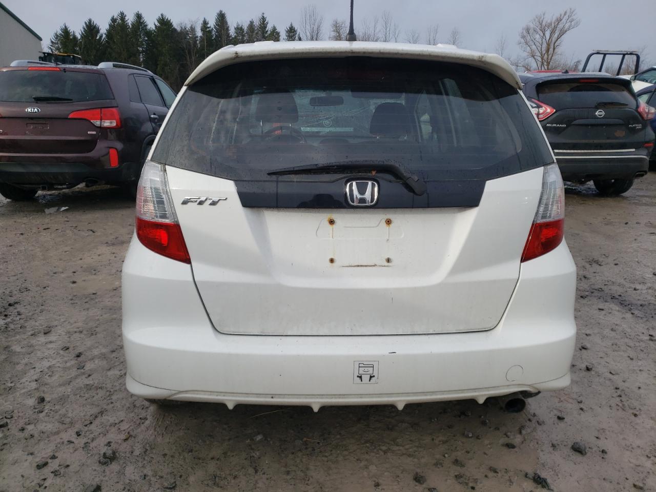 JHMGE8H54BS005254 2011 Honda Fit Sport