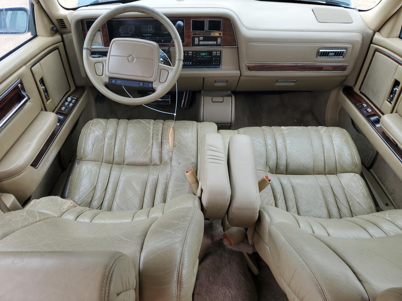 1C3XV56L9ND775237 1992 Chrysler Imperial