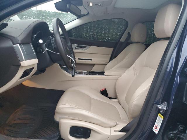 SAJBE4BV1HCY35157 2017 Jaguar Xf Prestige