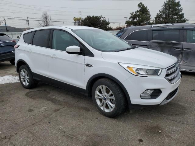 2017 FORD ESCAPE SE - 1FMCU9GD1HUB90311