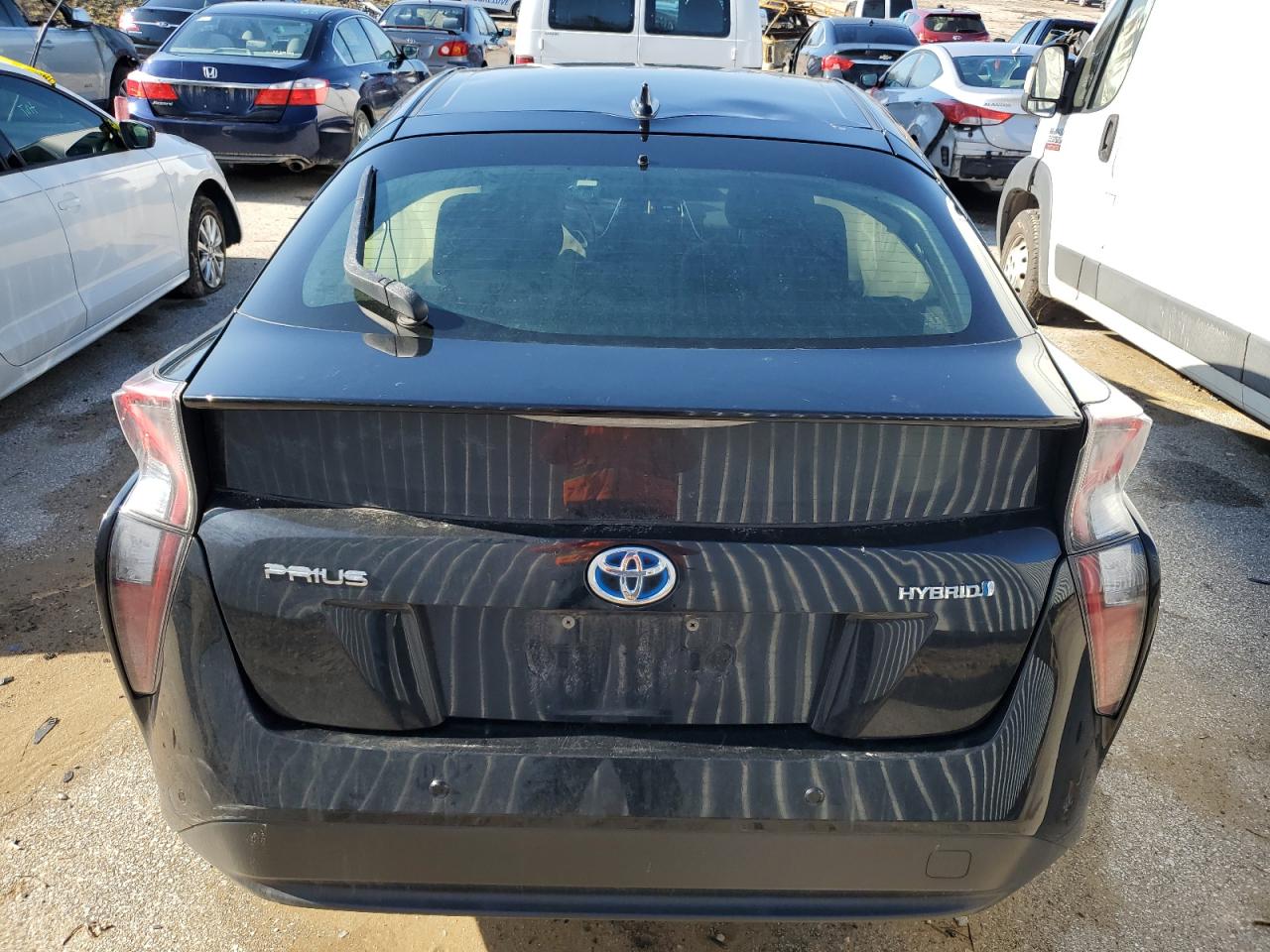 2018 Toyota Prius vin: JTDKBRFU1J3588542