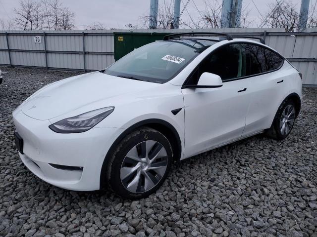 Lot #2475806078 2021 TESLA MODEL Y salvage car