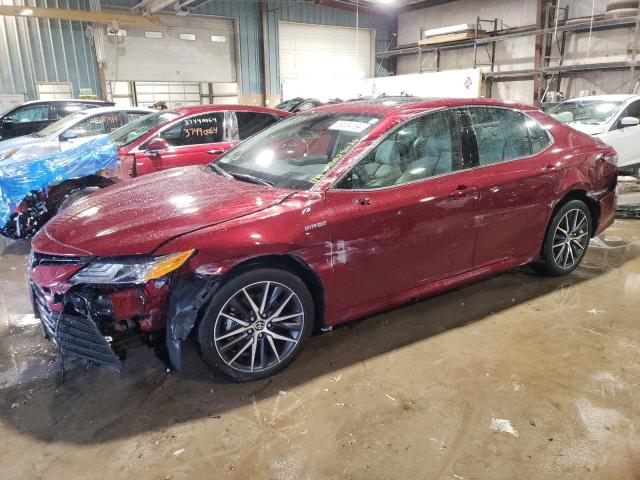 Lot #2397311843 2021 TOYOTA CAMRY XLE salvage car