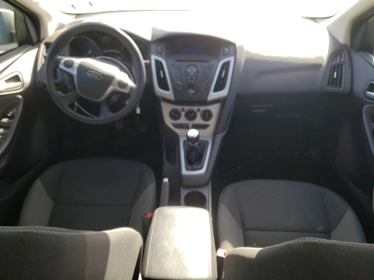 1FADP3K23DL351976 2013 Ford Focus Se