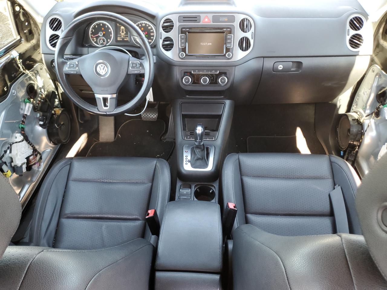 WVGAV7AXXBW556256 2011 Volkswagen Tiguan S