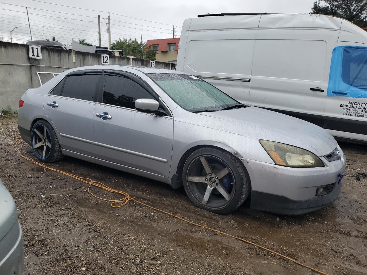 1HGCM55855A008708 2005 Honda Accord Ex