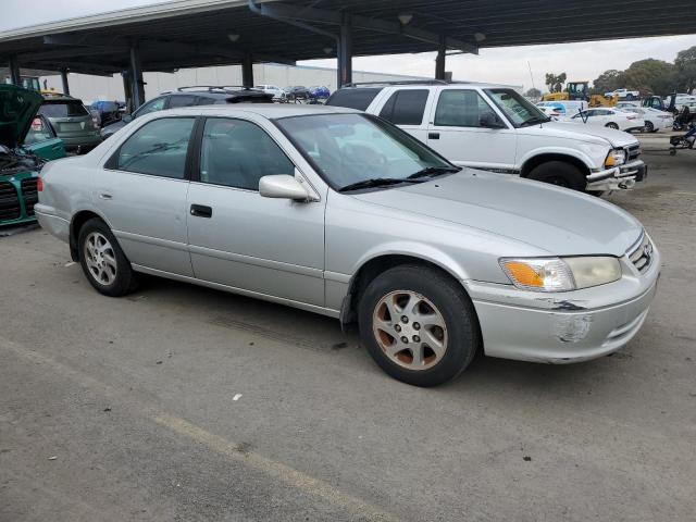 2001 Toyota Camry Le VIN: 4T1BF22K61U116195 Lot: 38674034