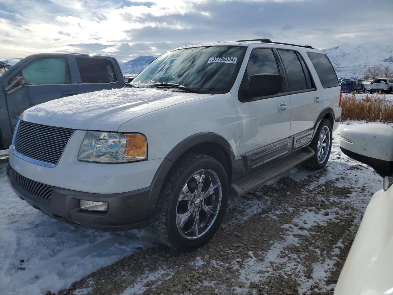 1FMPU15LX4LA27864 2004 Ford Expedition Xlt