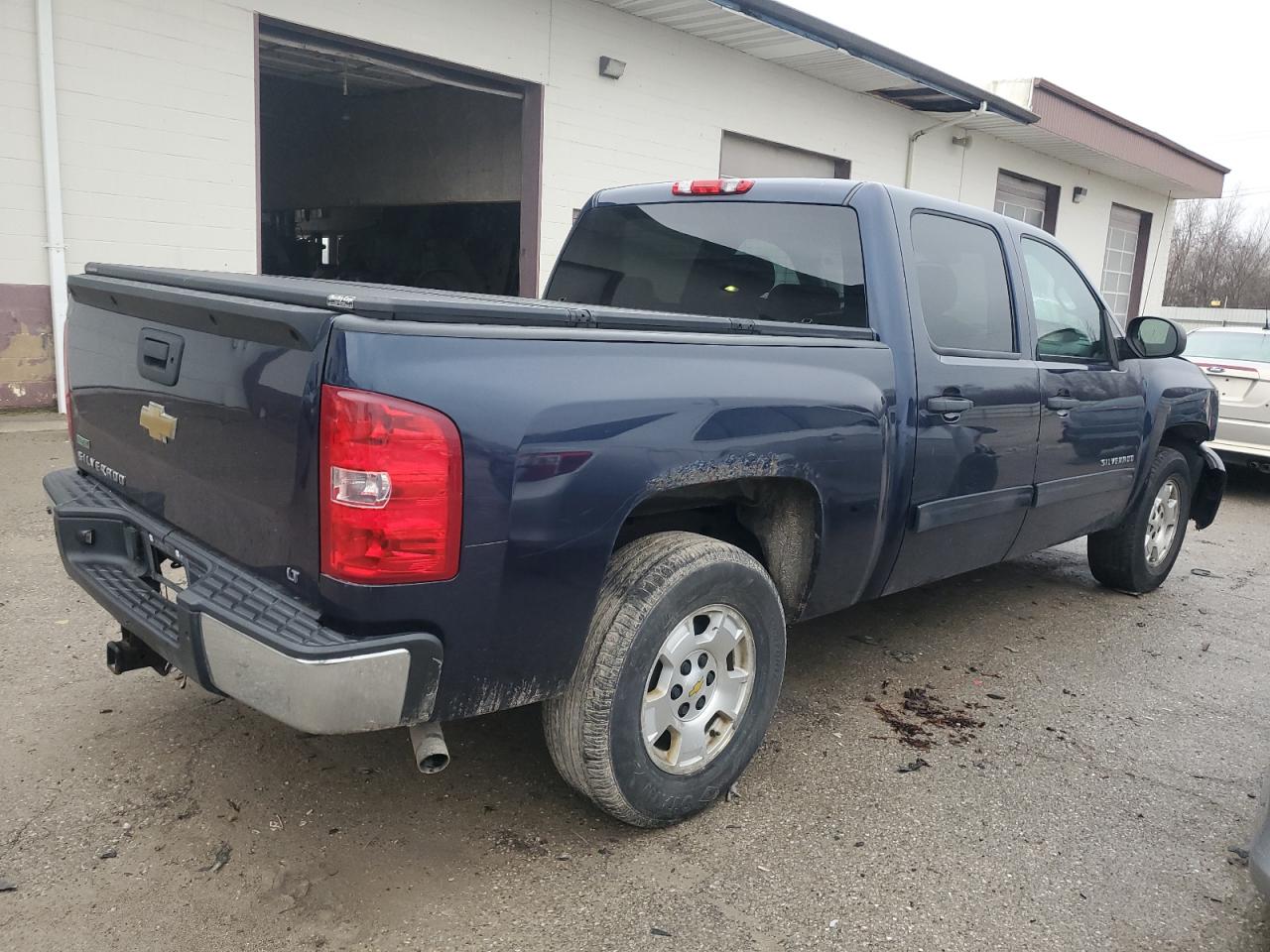 3GCPCSE03BG119850 2011 Chevrolet Silverado C1500 Lt