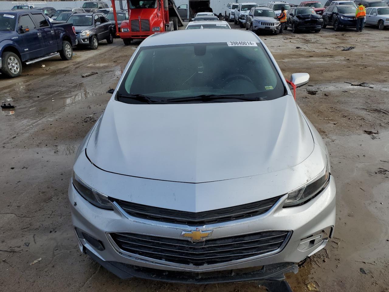 2018 Chevrolet Malibu Lt vin: 1G1ZD5ST4JF245245