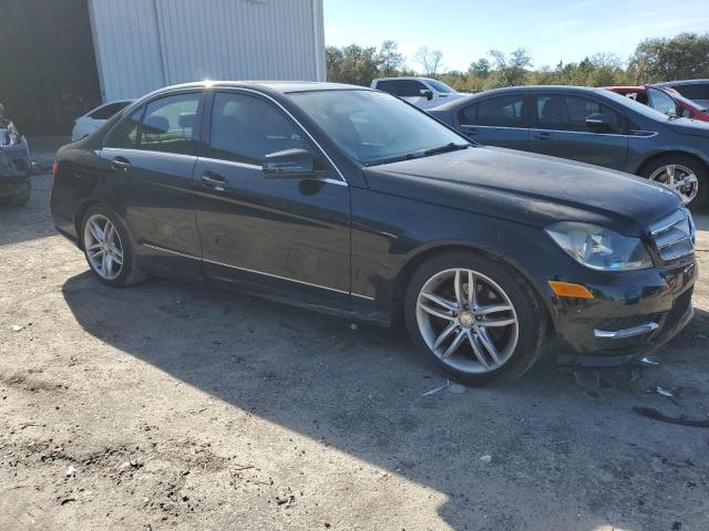 VIN WDDGF4HB8DR241466 2013 Mercedes-Benz C-Class, 250 no.4