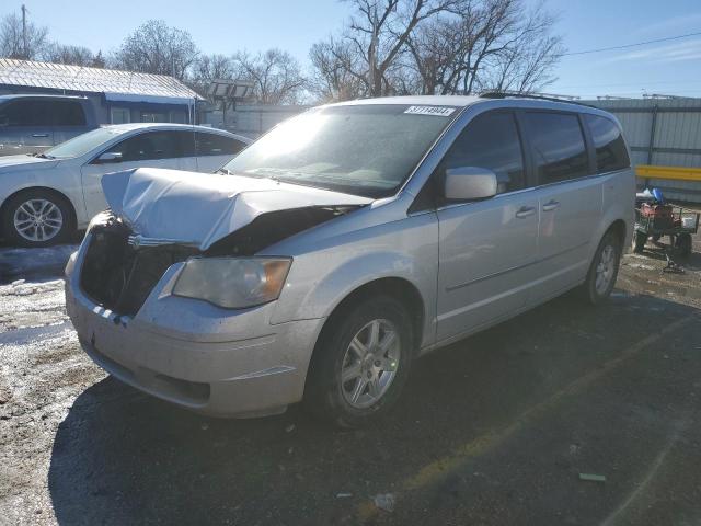 2009 Chrysler Town & Country Touring