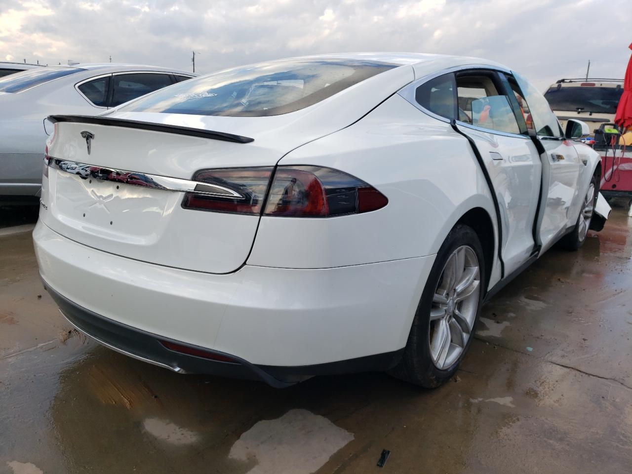 2012 Tesla Model S vin: 5YJSA1DP7CFP01403