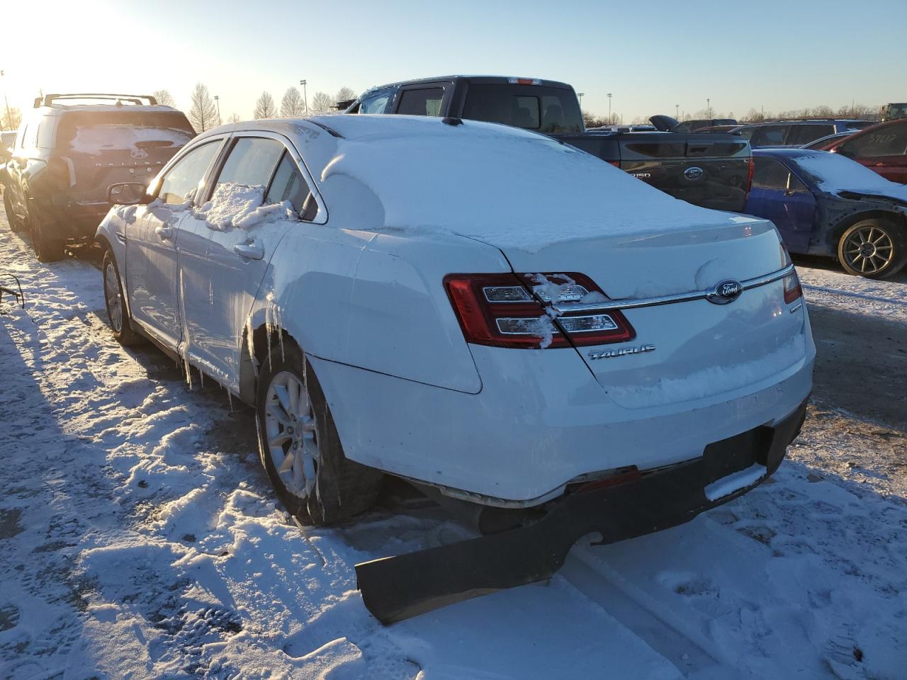 2015 Ford Taurus Se vin: 1FAHP2D82FG120902