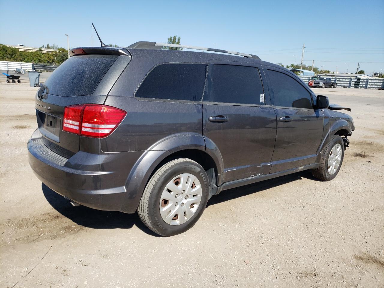 3C4PDCAB6JT295713 2018 Dodge Journey Se