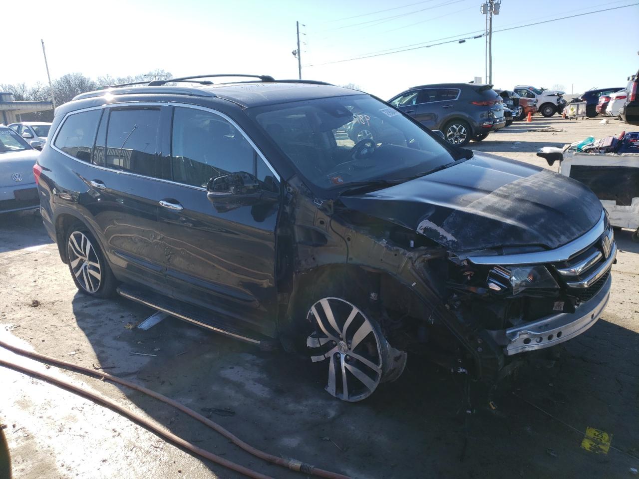 VIN: 5FNYF6H96GB081475 2016 HONDA PILOT