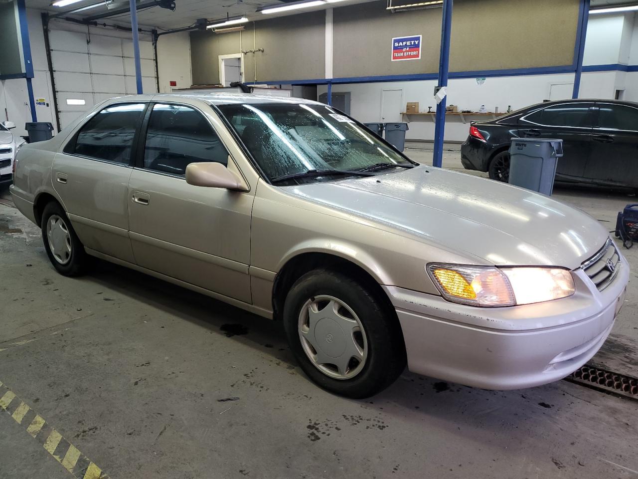 4T1BG22K3YU962663 2000 Toyota Camry Ce