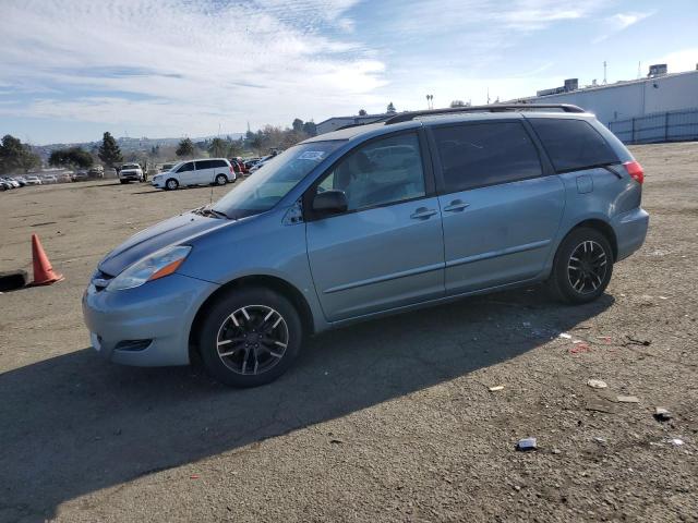 2009 Toyota Sienna CE